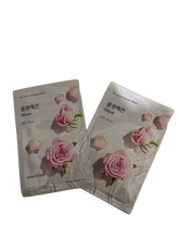 Load image into Gallery viewer, Innisfree Squeeze Energy Mask-  (Rose) 22 ml
